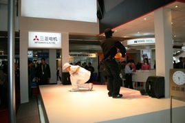 舞动科技 三菱展台图记2004年中国国际通信设备技术展